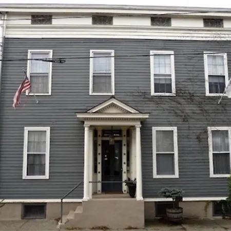 Hudson Valley Retreat In Downtown Hudson, Ny - Sleeps 16-20